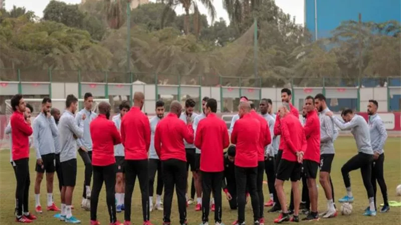 تعرف على قائمة الأهلى لمواجهة غزل المحلة فى الدورى غداً