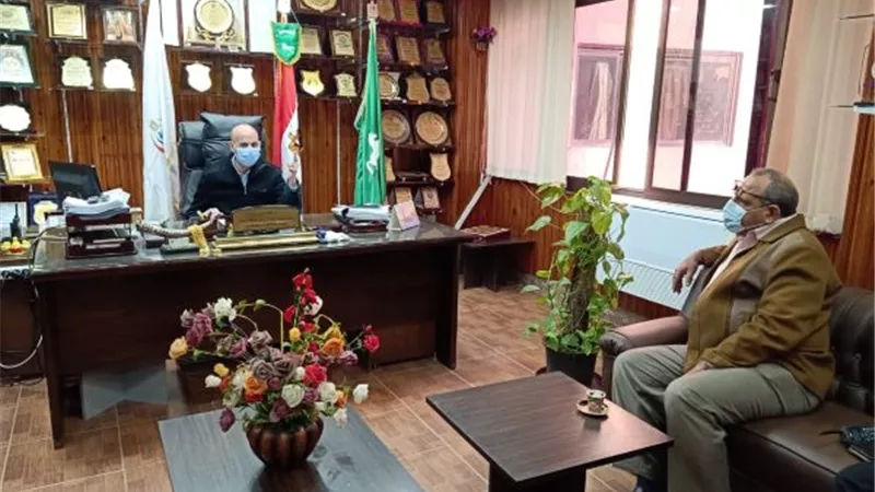 وكيل وزارة الصحة يجتمع بمدير مستشفى الأحرار وإسعاف الشرقية لتنسيق العمل.. بالصور