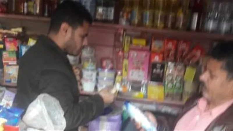 إعدام 1562 كجم أغذية متنوعة و 404 لتر عصائر وألبان بالدقهلية