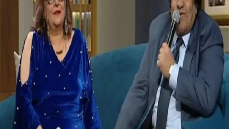 أعطوه كوكتيل مخدرات لقتله ونام 40 يومًا.. زوجة أحمد عدوية تكشف كواليس الحادث الشهير