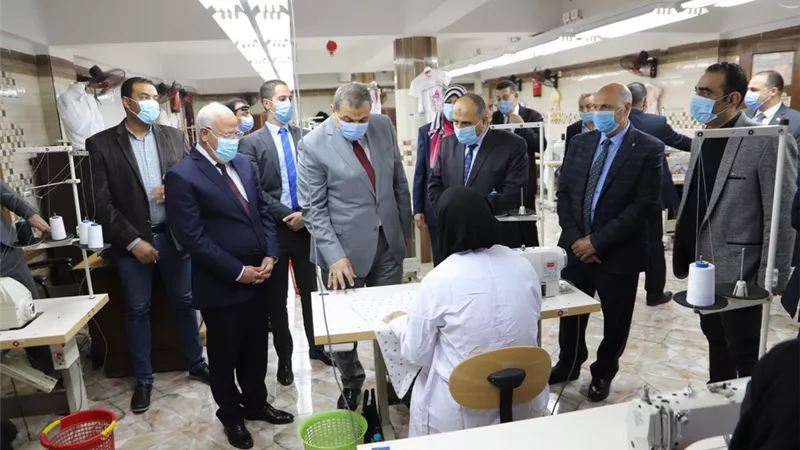 سعفان : الالتزام بمشروع التنافسية والتحول الرقمي والاهتمام بالتدريب المهني وتأهيل الشباب على المهن الحاكمة