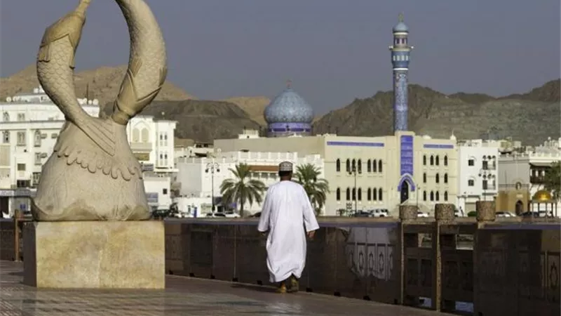 سلطنة عمان تبدأ خفض دعم المياه والكهرباء في يناير