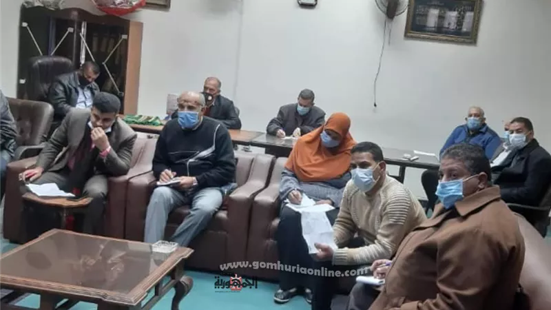اجتماع طارئ لرئيس مدينة الزقازيق مع رؤساء الوحدات المحلية ال١٣ لبحث تداعيات كورونا