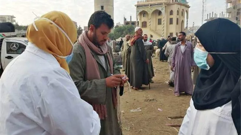 سحب 1268عينة للحفاظ على الثروة الحيوانية والداجنة وزيادتها فى الشرقية.. بالصور
