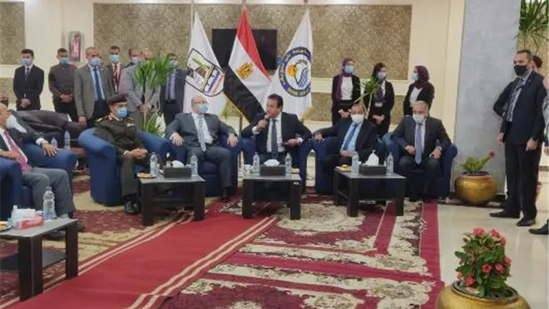 وزير التتعليم العالي ومحافظ بني سويف يتفقدان دار الضيافة