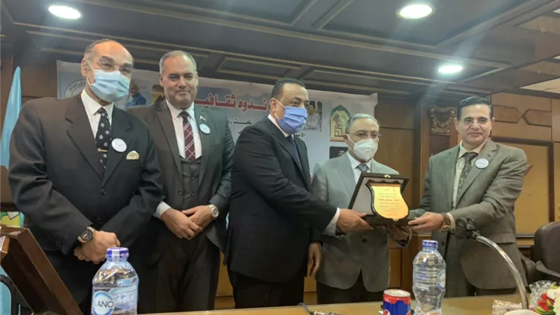 د ذكى : مصر تخوض معركة الوعى فى مواجهة حروب الجيل الرابع-صور