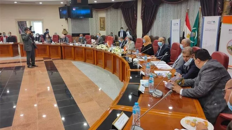 نيفين القباج فى المنيا : مبادرة الرئيس حياة كريمة مرحلتها الاولى استهدفت 143 قرية فى 11 محافظة