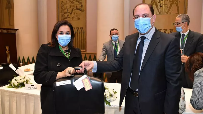 النائبة مايسة عطوة : المرأة أثبتت وجودها في برلمان 2015 وكانت قد التحدي