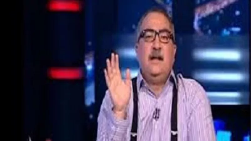 ابراهيم عيسى يوجه أسئلة الشارع المصري لوزير المالية في 