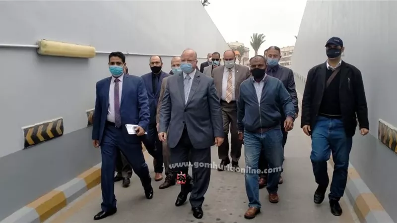 محافظ القاهرة فى جوله بجراج التحرير وعمر مكرم لمتابعه الخدمه المقدمه للمواطنين