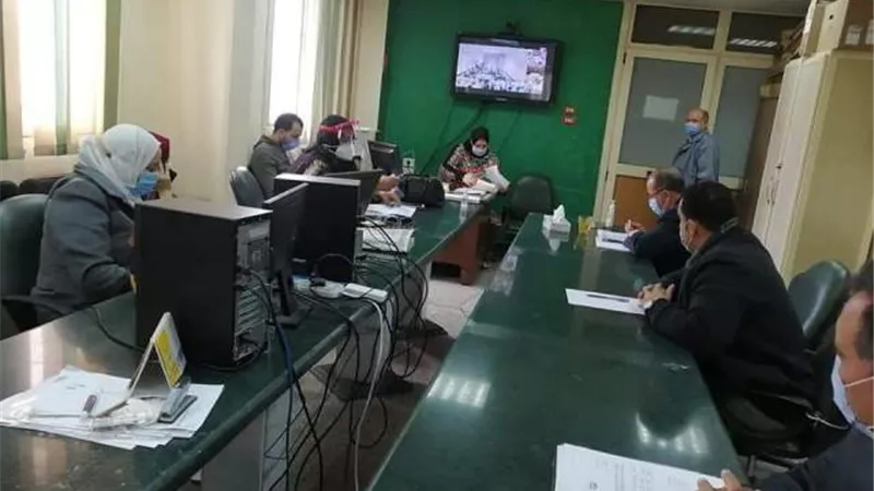 سلامة يحضر اجتماع لجنة الهيئة العامة للتأمين الصحى المشرفة على المبادرة الرئاسية