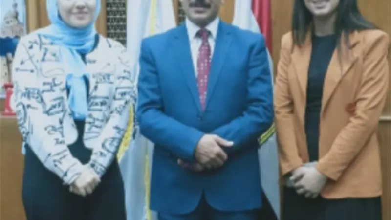 للعام الثانى على التوالى اميرة ناصررئيسا وايمان نائبا لاتحاد طلاب كلية دار العلوم