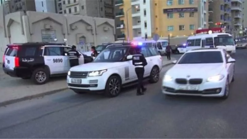 الكويت... قوات الأمن توقف 6 قصر استدرجهم 