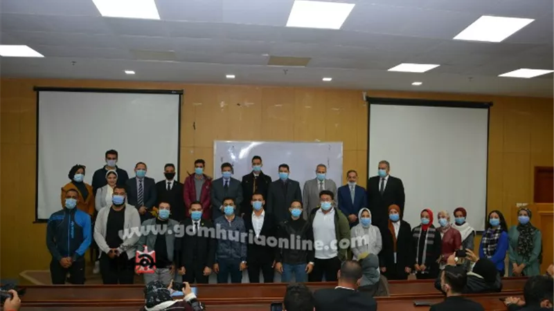 محمد عيسى رئيس اتحاد طلاب جامعة دمياط وأنس الجمل نائباً