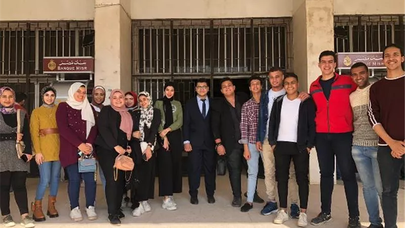 عميد ووكلاء تكنولوجيا وتنمية الزقازيق يهنئون الطلاب الفائزين فى انتخابات اتحاد الطلاب