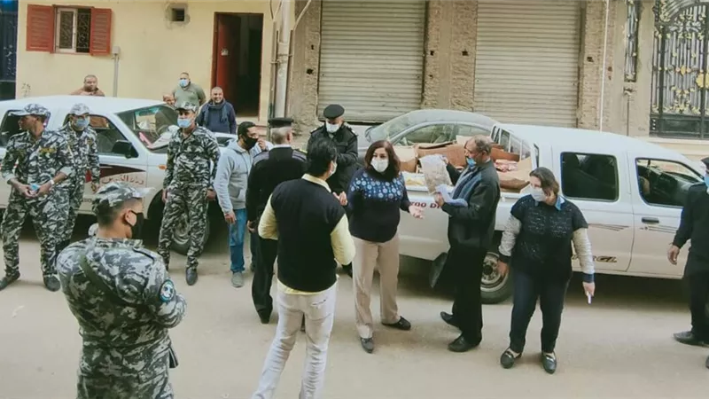 4 محاضر ضد مطاعم مخالفة فى حملة للطب البيطرى بالأقصر