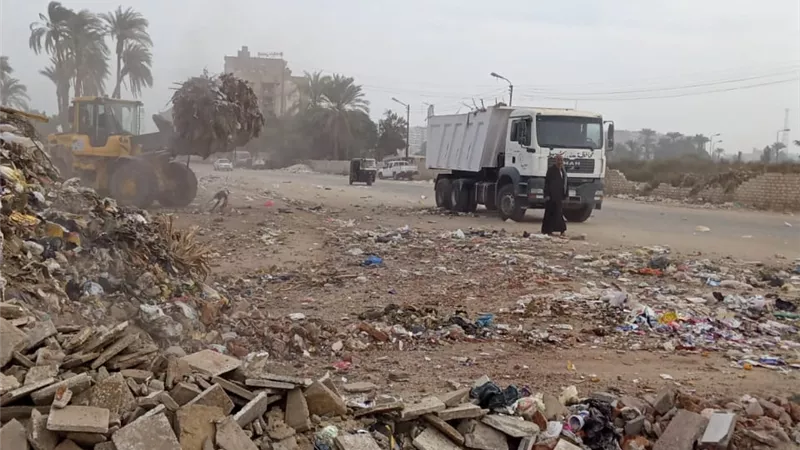 حملة مكبرة للنظافة والتجميل بحي شرق وغرب أسيوط