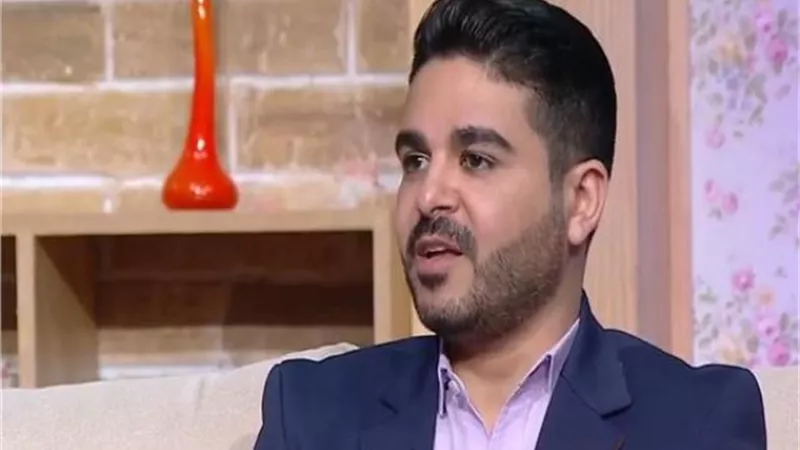 هل شرب المياه أثناء الأكل يسبب الكرش؟ خبير تغذية يجيب