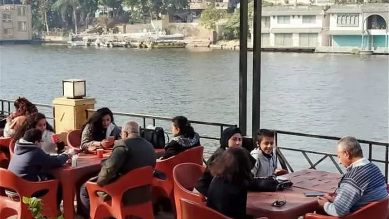 أبوسنه يكشف: حريق «نادي المهندسين بالزمالك» لم يسفر عن أي خسائر في الأرواح أو إصابات.. وبمنطقة المحلات المؤجره للغير
