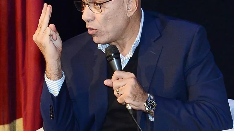 هشام نصر : طموحنا كبير .. واليابان اخر محطات الاستعداد للمونديال