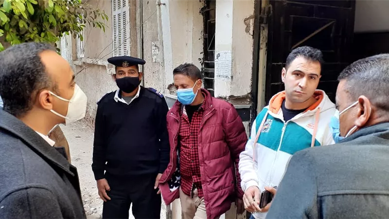 150 طالبا فى مكان واحد. نائب محافظ المنيا يضبط مركزاً للدروس الخصوصية.صور