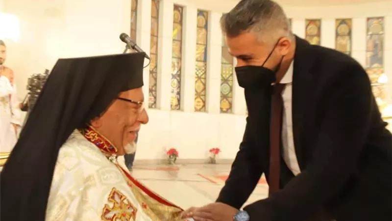 أحمد فتحي يهنئ الأقباط بعيد الميلاد
