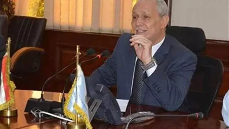 كهرباء الأقصر تبحث شكاوى المواطنين من إرتفاع الفواتير