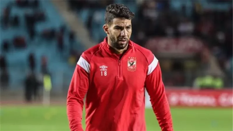 أحمد فوزي : دفاع الأهلى شال كتير عن شريف اكرامى
