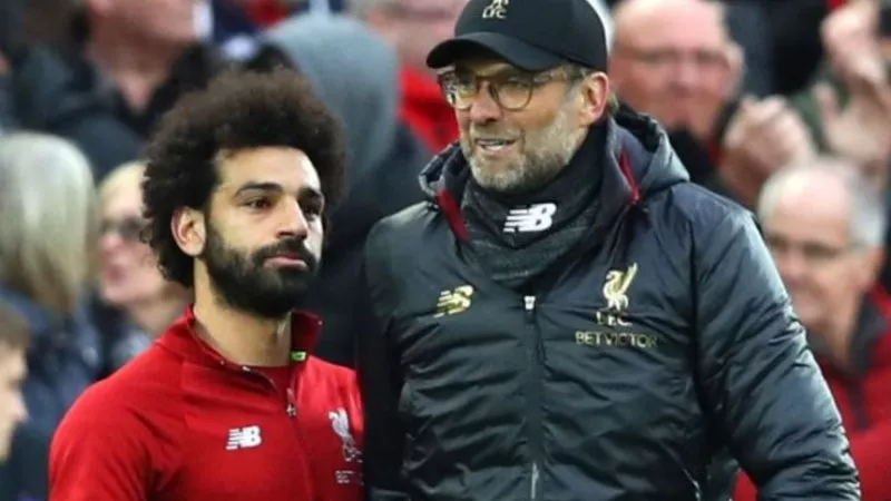 تصريحات نارية من مدرب ليفربول بشأن رحيل محمد صلاح