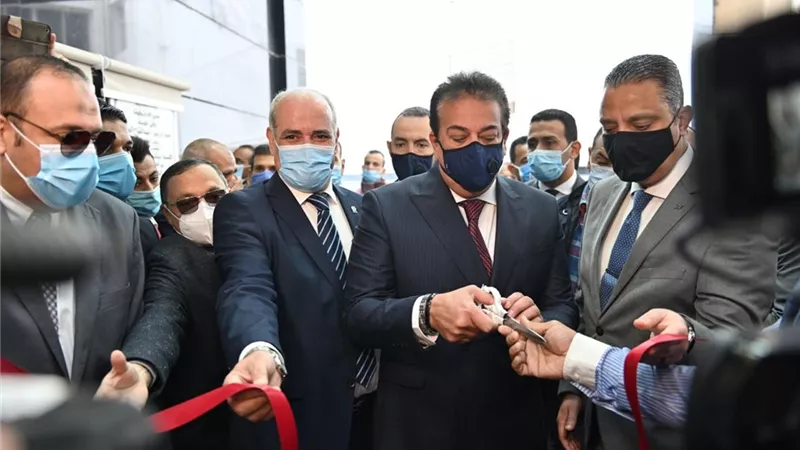 وزير التعليم العالي يفتتح مبنى معهد البحوث والدراسات الاستراتيجية لدول حوض النيل بالفيوم