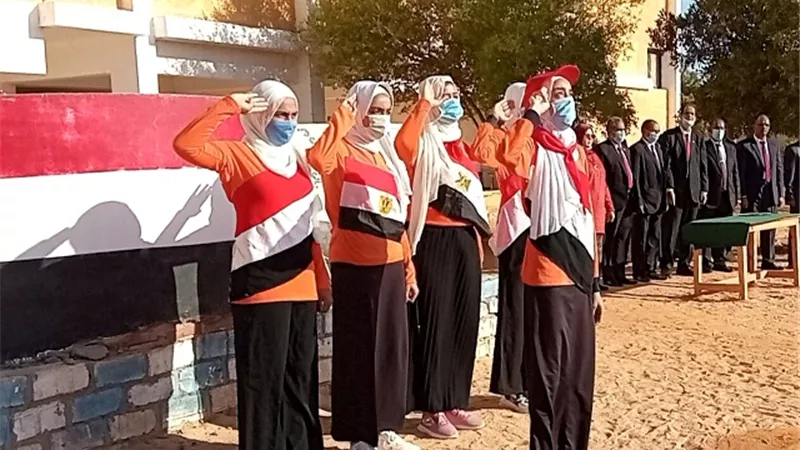 ننشر بالاسماء ..مدارس الداخلة الفائزة فى المناظرات العلمية بالوادى الجديد