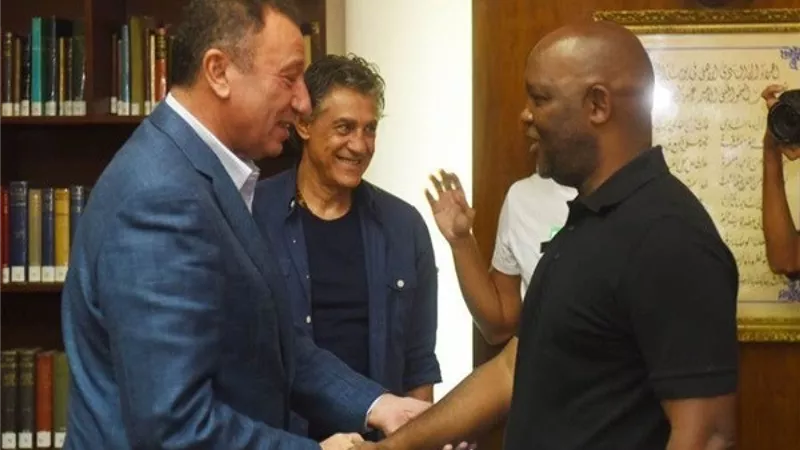 الخطيب يكشف سر تعاقد الأهلى مع موسيمانى فى حفل جلوب سوكر 2020