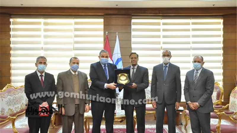 رئيس جامعة كفر الشيخ يستقبل سفير موريتانيا لبحث التعاون في التعليم والبحث العلمي