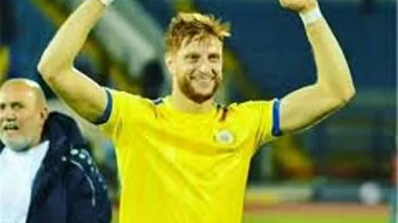 مهاجم الإسماعيلي تعافي من كورونا وجاهز للقاء أسوان