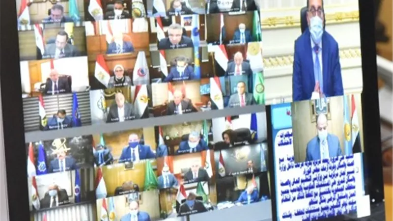 محافظ أسيوط يؤكد على استعداد القطاع الصحي لمواجهة فيروس كورونا