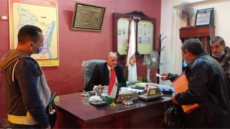 اللقاء الجماهيرى الأسبوعى لتلبية طلبات المواطنين في مركز ومدينة طهطا بسوهاج