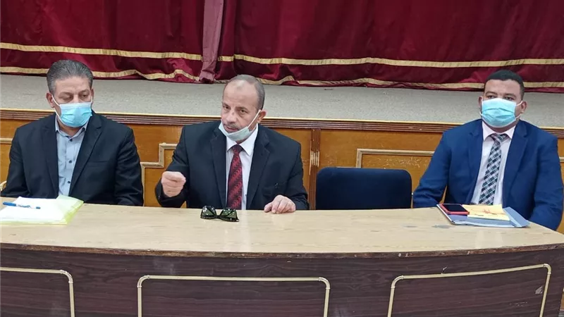وكيل وزارة التعليم بقنا يستقبل وفد صندوق دعم وتمويل المشروعات التعليمية