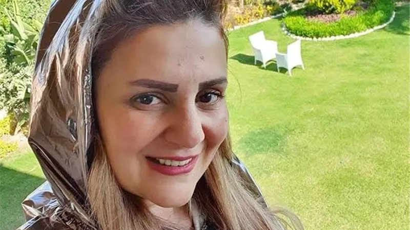 بعد تعرضها لوعكة صحية.. رانيا محمود ياسين تطالب الجمهور بالدعاء لها