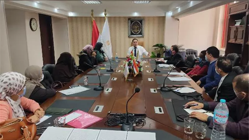 المجلس القومي لأسر الشهداء يعقد إجتماعاً مع مسئولي المكاتب الإقليمية لمتابعة مستوى الخدمات