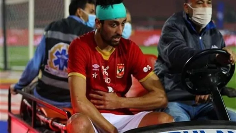 مدة غياب طاهر عن تدريبات الأهلى.. سيد عبد الحفيظ يجيب