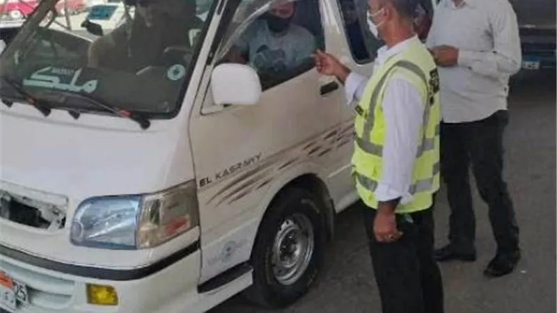 ضبط 108 سائق بالشرقية لعدم التزامهم بارتداء الكمامات