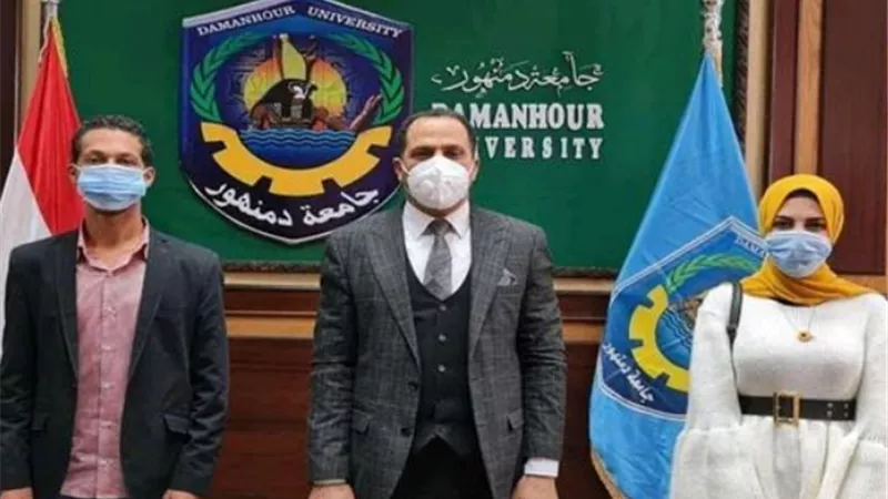 جامعة دمنهور تعيد مصطفى شعبان للدراسة ووزير التعليم يطلب تحقيقا عاجلا