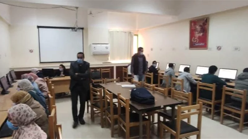 ١٤٥ طالب وطالبة بكلية الطب البيطري يؤدون امتحانات العملي إلكترونياً