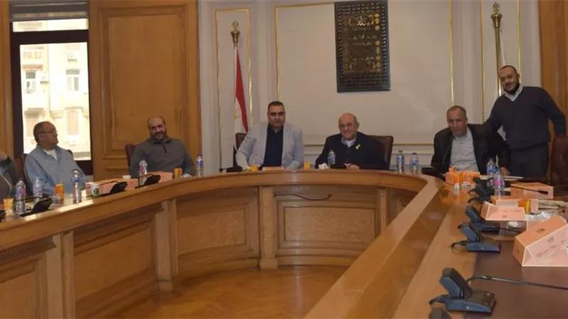 ياسين رئيسًا لشعبة أصحاب المقالى وتجار المسليات بغرفة القاهرة.. وعيسي وعبدالله نائبان