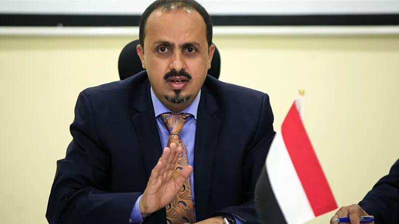 وزيرالاعلام اليمنى يتهم جماعة أنصار الله بالهجوم على مطار عدن