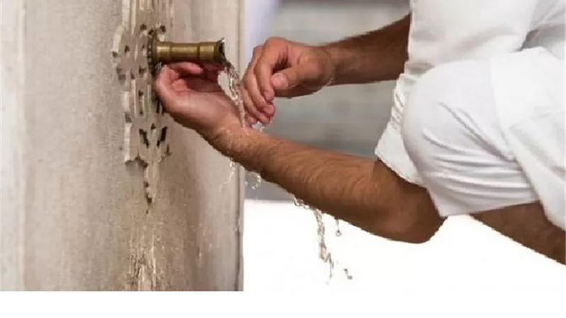هل خروج الدم من الجرح ينقض الوضوء