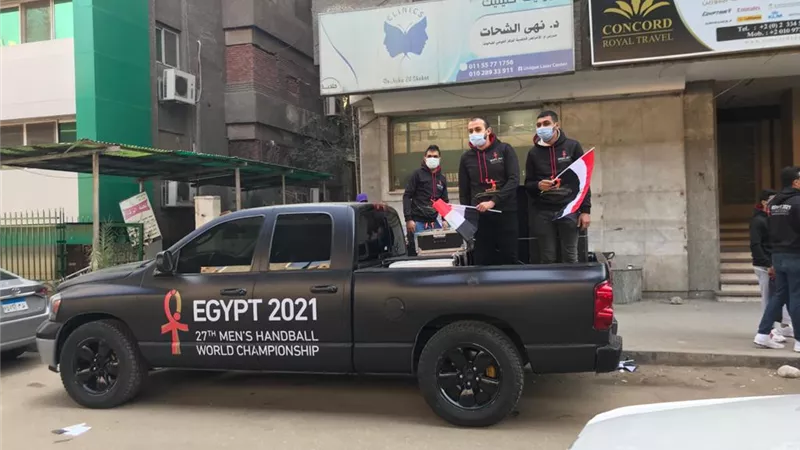 انطلاق الحملة الترويجية لمونديال اليد بالسيارات المكشوفة والاغاني الوطنية