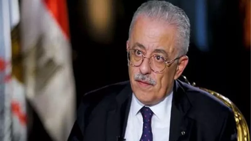طارق شوقى يحسم الجدل بشأن امتحانات التيرم الاول وسيناريوهات وحلول جديدة