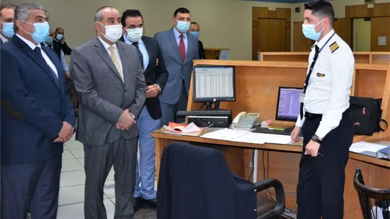 منار يتفقد مطار القاهرة الدولى ويتابع استعدادات استضافة بطولة كأس العالم لكرة اليد