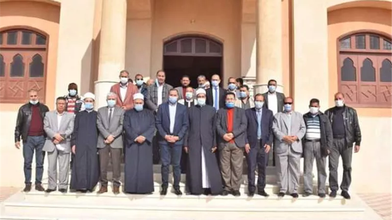 افتتاح مسجد الدكتور صلاح أبوزيد بجامعة سوهاج الجديدة وسط إجراءات احترازية..صور